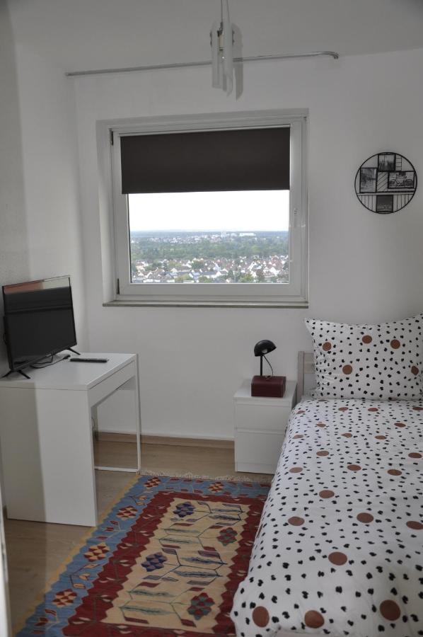 Ueber Den Wolken Und Super Zentral Zwischen Frankfurt Und Darmstadt - 100Qm Langen  Exterior photo